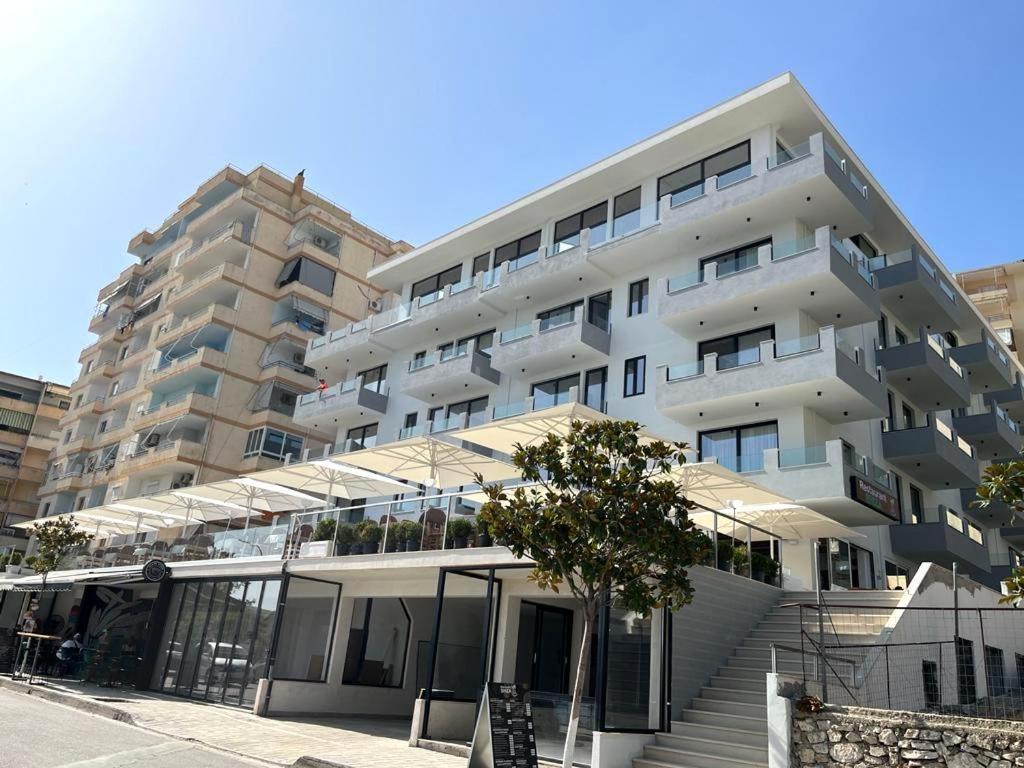 Diamond Star 2 Sarandë